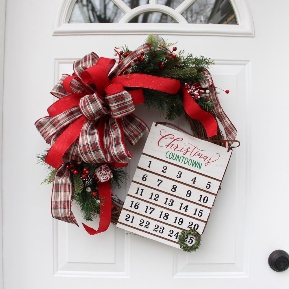 Christmas Advent Calendar Welcome Wreath